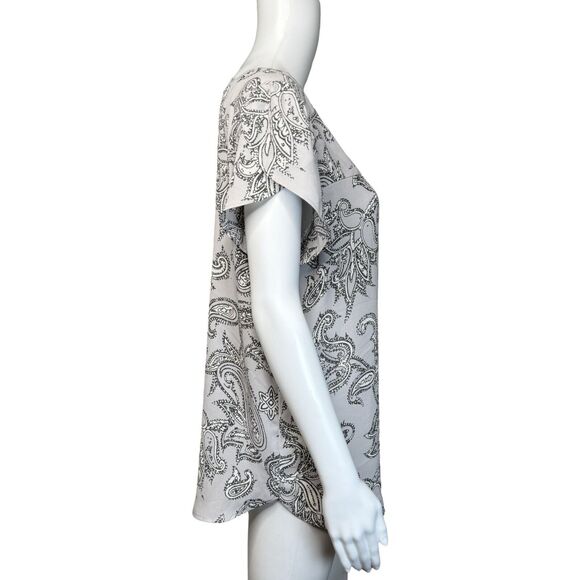 Loft Shirt Womens Large Gray White Paisley Blouse Neutral Cutout Office Casual - Picture 2 of 8